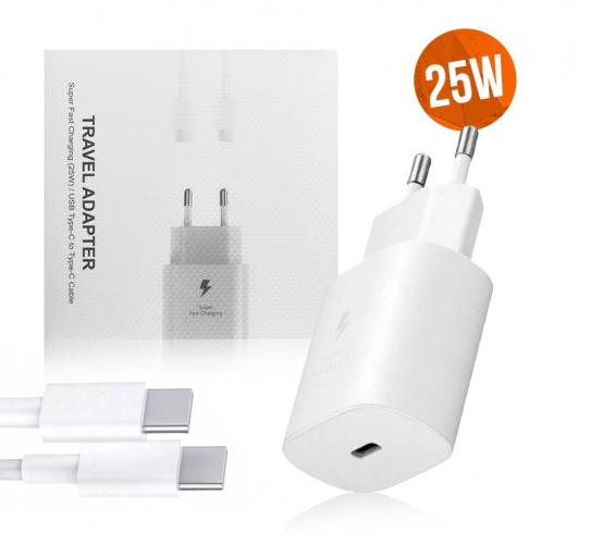 Travel Adapter (25W) mit Kabel USB-C auf USB-C Travel Adapter (25W) mit Kabel USB-C auf USB-C